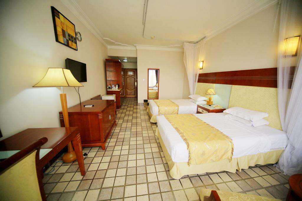 Hotel Africana Kampala Exterior foto