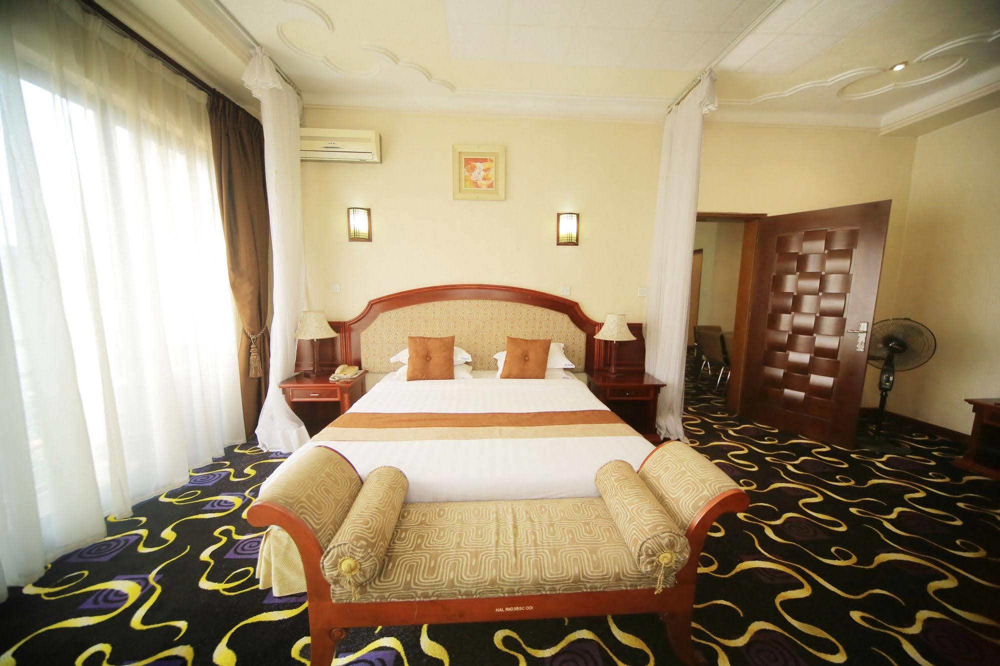 Hotel Africana Kampala Exterior foto